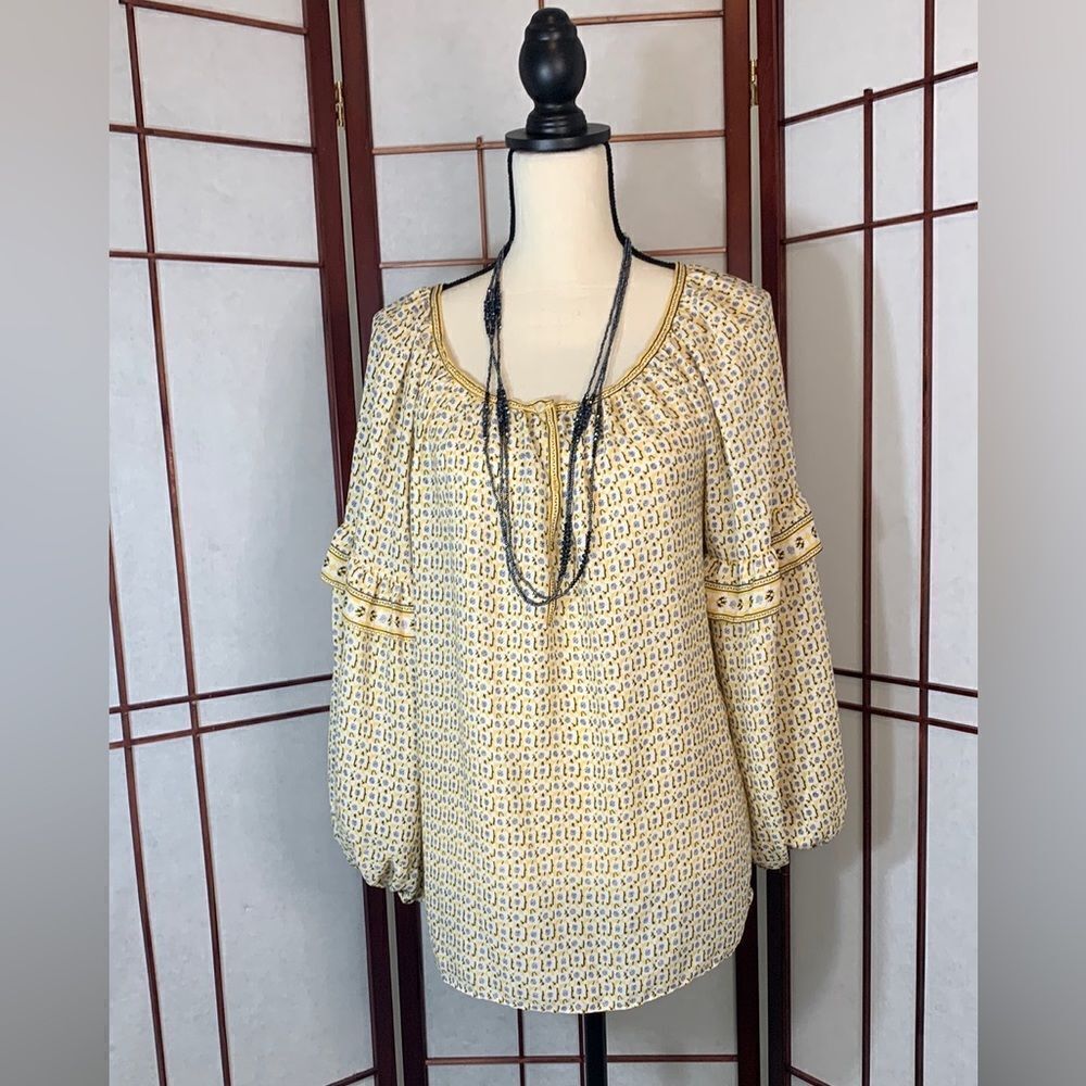 Max Studio Yellow floral Blouse with bubble sleeves
